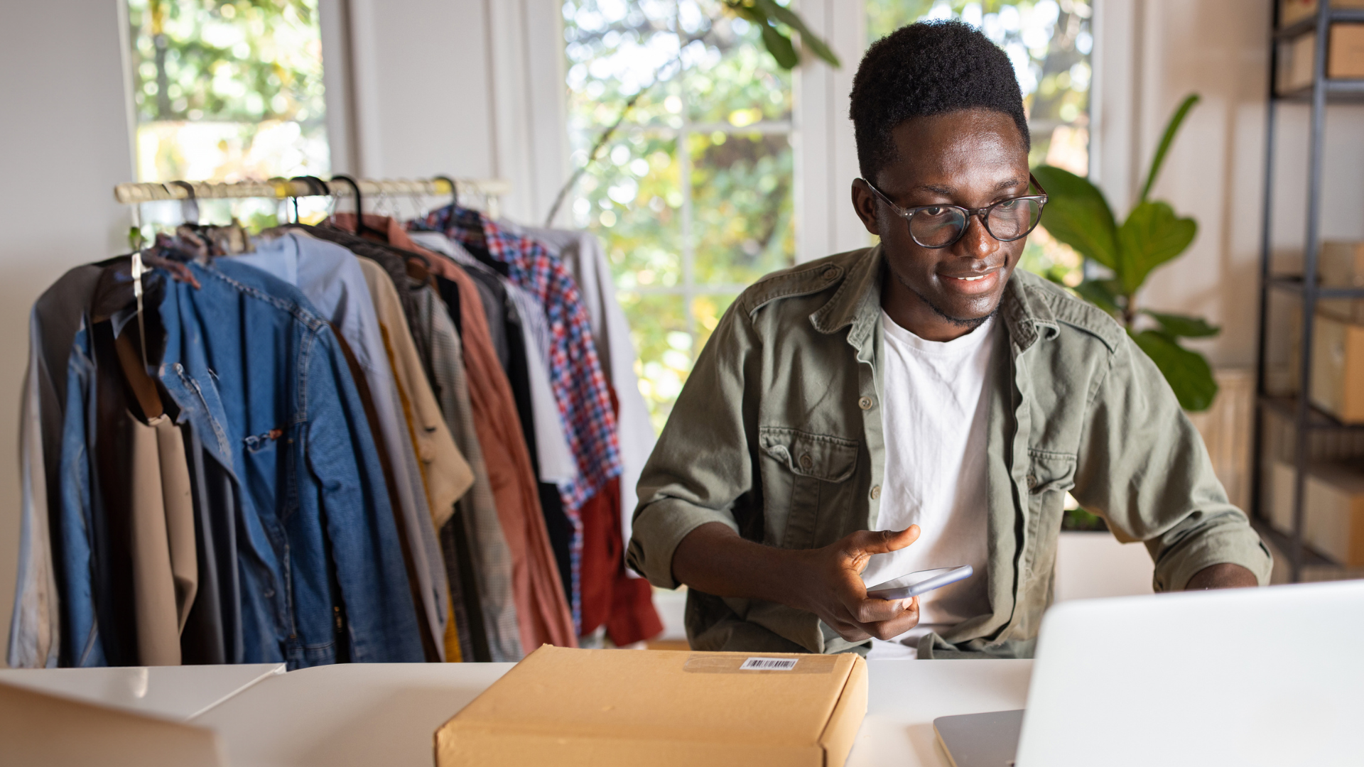 MBA IN ECOMMERCE_HERO IMAGE-V1