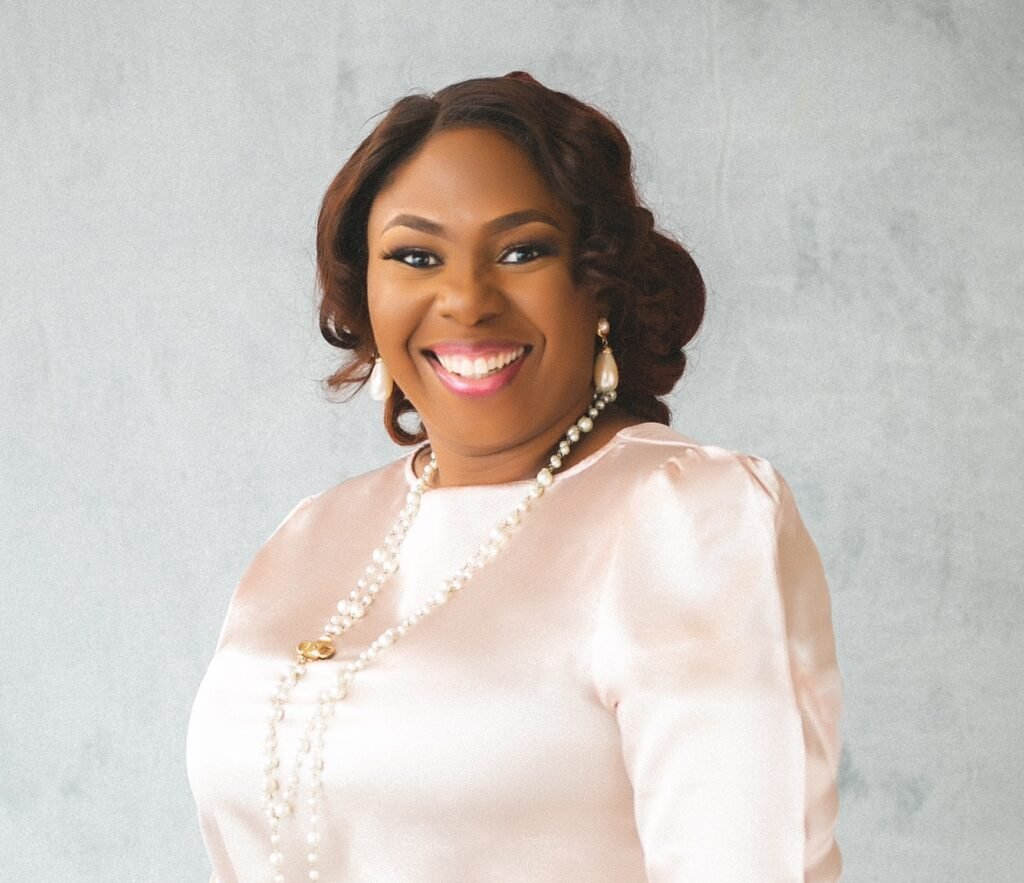 Yemisi Ogunlade_Headshot